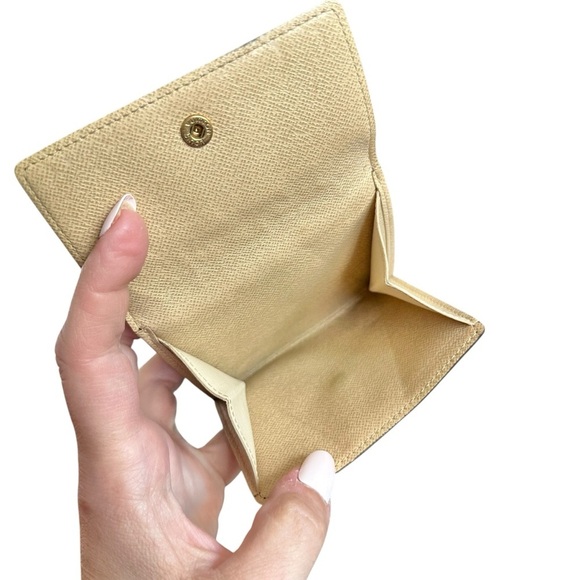 Louis Vuitton Dentelle Ludlow Lace Embroidered Monogram Leather Elise Wallet - Picture 9 of 15